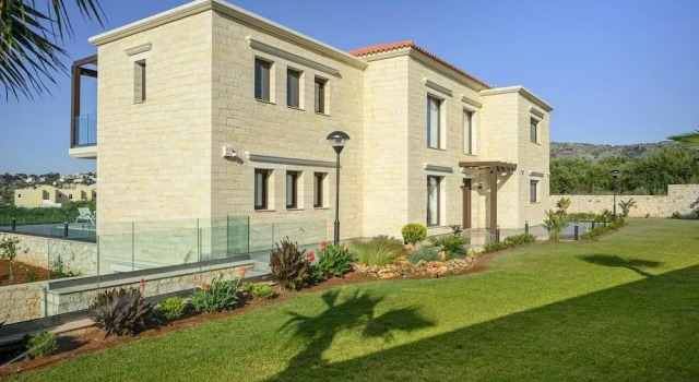 Helios Luxury Stone Villa, Забронировать Вилла Отели Апокоронас 4 звезды, 4*