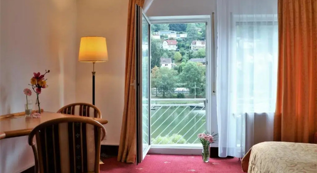 Двухместный номер Standard с балконом Hotel Neckarlux