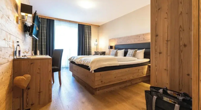 Habitación doble Confort con balcón Hotel Dirsch Wellness & Spa Resort