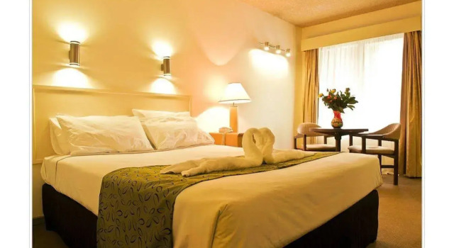 Lamplighter Motel, Book Motel  