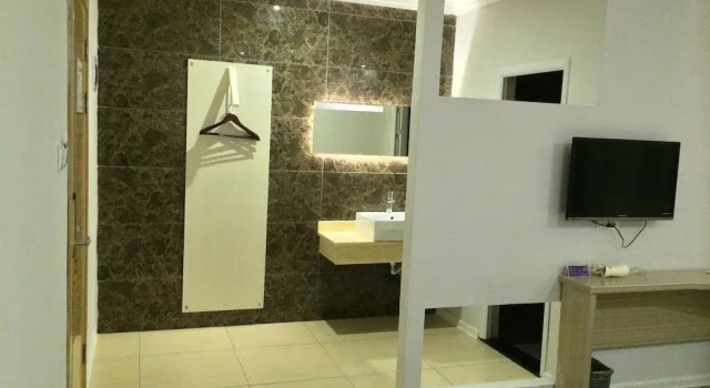 Guilin Wisteria Hotel, Забронировать Отель Отели Гуанси-Чжуанский автономного района с парковкой, Парковка
