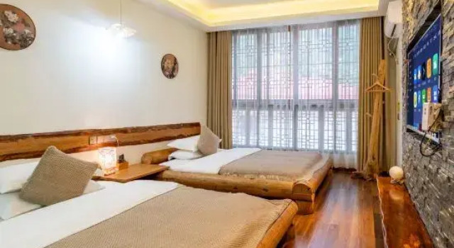 Люкс Grand Yujian · MeetheMountain · Snow Mountain Panoramic Suite Homestay (Hailuogou Tourist Center)