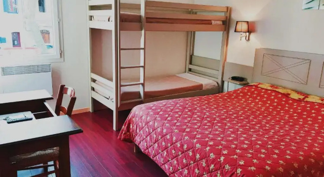 Номер Standard Logis Hotels - Hôtel et Restaurant de la Montagne Noire