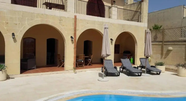 Коттедж Tas Suplu Farmhouse Gozo