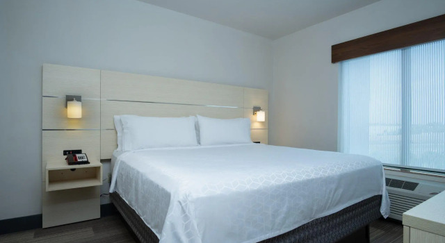 Двухместный номер Standard Holiday Inn Express-International Drive by IHG