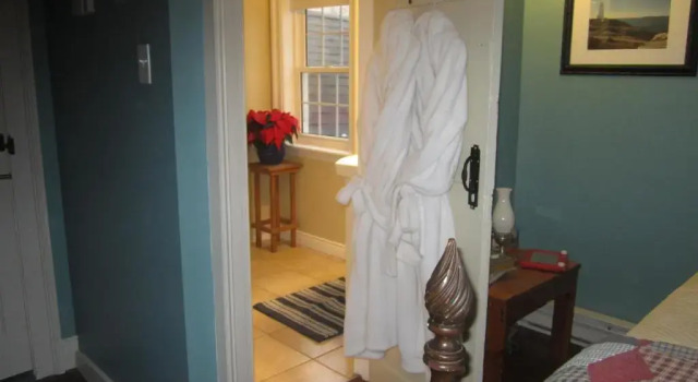 Двухместный люкс с видом на море Grand Oak Manor Bed and Breakfast