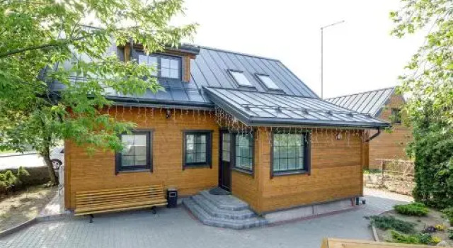 Prie Lukos ezero, Boek Hotel Trakai 