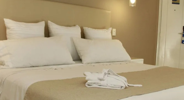 Полулюкс Country International Hotel