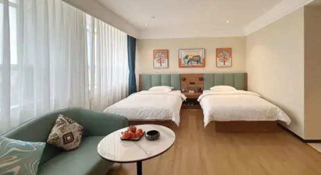 Семейный люкс Chifeng Jindu Holiday Hotel (Wanda Plaza)