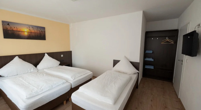 Schnitzel Haus Pension-Restaurant Stadt Rosbach, Reservar Hotel Rosbach vor der Hoehe Taunus