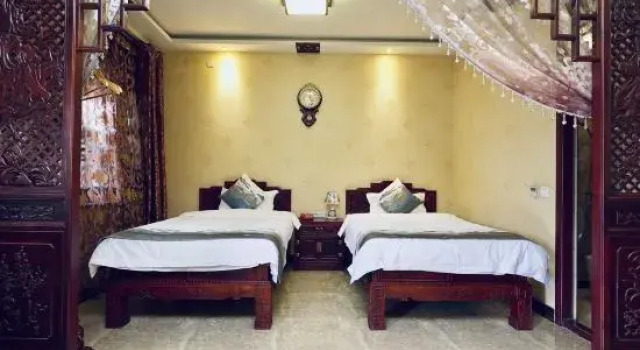 Трёхместный номер Standard Cheng Shi Ge Hotel