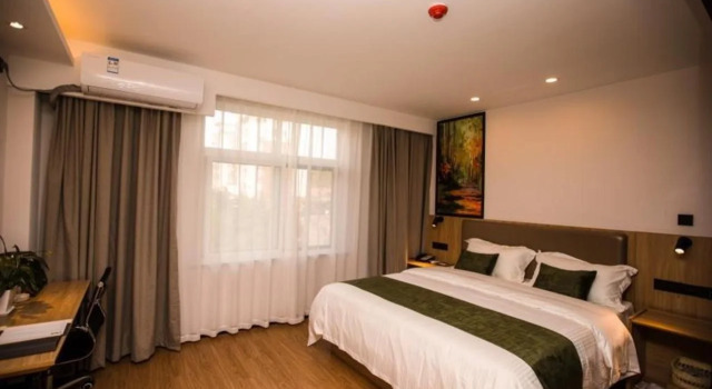 GreenTree Inn Qingdao Huangdao District Jinshatan Road