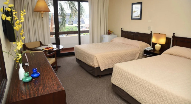 Трёхместный семейный номер Standard c 1 комнатой с видом на город Hotel Las Palmas