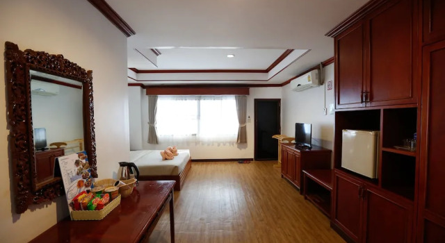 Люкс с балконом The Princess Beach Resort