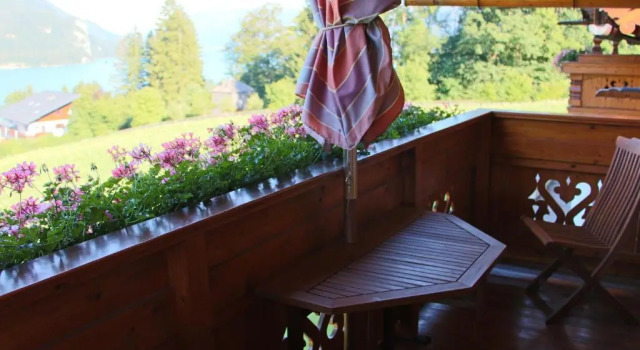 Апартаменты Ferienwohnung Schossleitner - der Wohlfühl-Ansitz am Wolfgangsee mit Weitblick