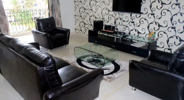 Modern Apartment With Terrace - CM001, Varaa Huoneisto Candolim Pohjois-Goa