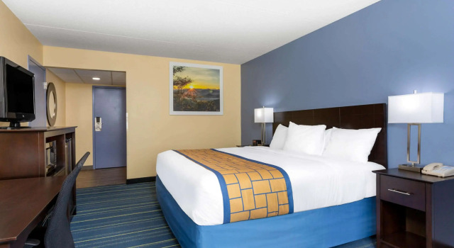 Days Inn by Wyndham Augusta