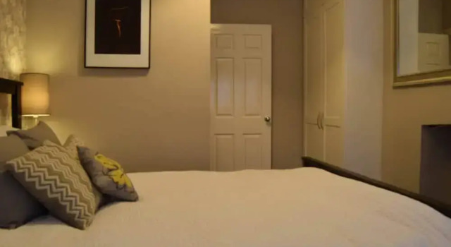 Lovely 2 Bedroom Garden Flat in the Heart of Islington, Забронировать Отель Отели Лондона 3 звезды, рядом с Арсенал, 3*