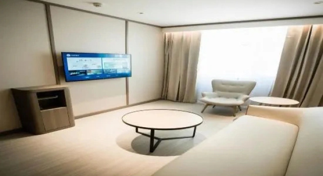 Люкс HanTing Hotel (Qinhuangdao Lulong)