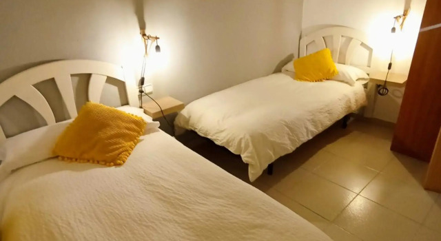 CASITA LUAN, Book Hotel Hotels in Aragon with Parking, Parking