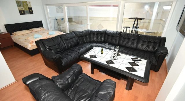 Darni Central Apartments, Забронировать Апартаменты/квартира Охрид Lake Ohrid, рядом с Saint Pantelejmon