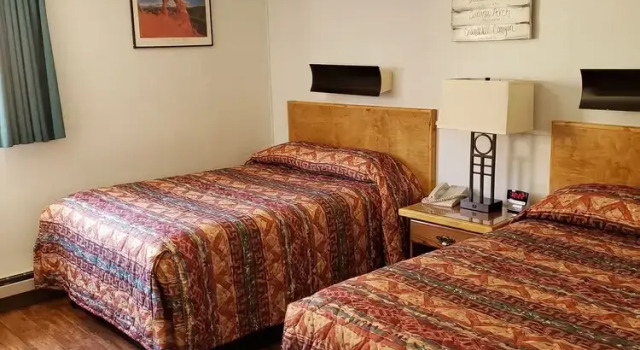 Четырёхместный номер Standard Silver Sage Inn Moab