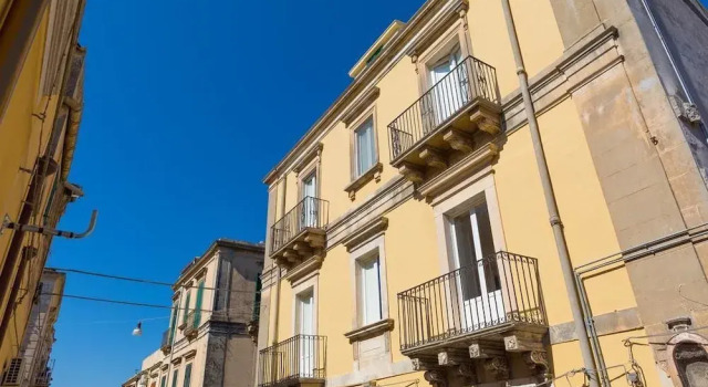 Central Apartments, Забронировать Апартаменты/квартира Апартаменты Долины Ното, рядом с Города Валь-ди-Ното в стиле позднего барокко, Апартаменты/квартира