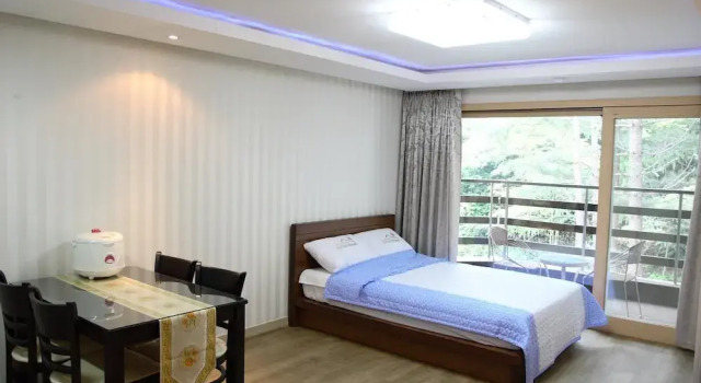 Eastern Vill, Rezerwuj Apartamentowiec hotelowy Hotele w Gangwon-Do z parkingiem, Parking