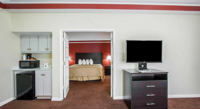 Seng i sovesal Quality Inn Kodak Sevierville