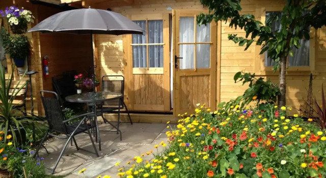 Номер Standard с красивым видом из окна Alice Guest house