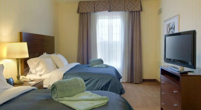 Четырёхместный люкс c 1 комнатой Homewood Suites by Hilton Sacramento Airport-Natomas