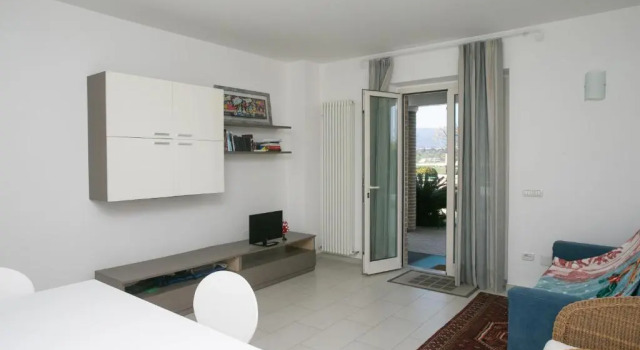 M58 - Marcelli, nuova villetta con giardino, Rezervovat Hotel Marcelli 