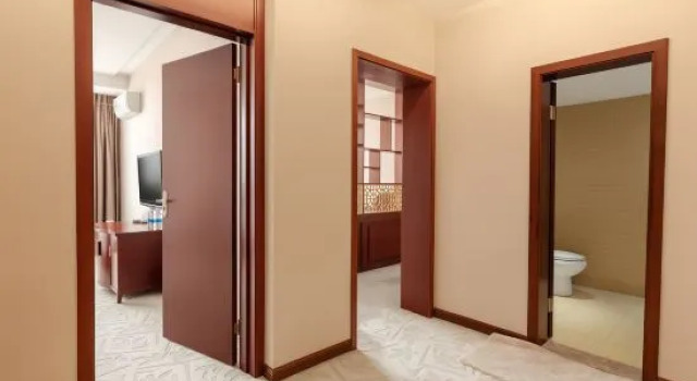Люкс с 2 комнатами Bihai Hotel