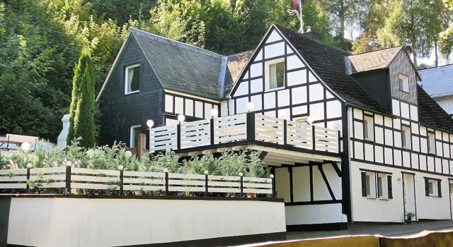 Апартаменты Pleasing Holiday Home near Ski Area in Schmallenberg Germany