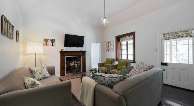 Коттедж Luxury с 3 комнатами Jacobs Estate Cottage