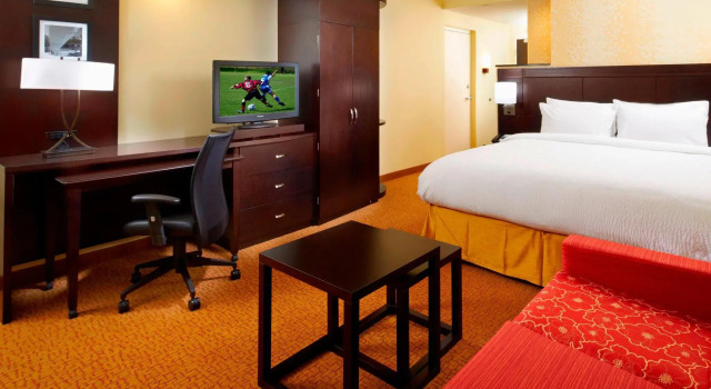 Двухместный номер Standard Courtyard Cleveland University Circle