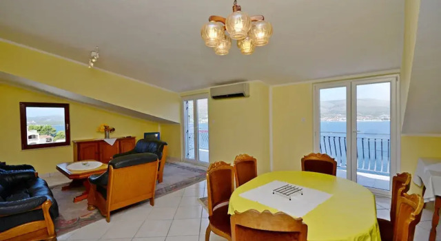 Apartments Kristina, Забронировать Апартаменты/квартира Округ-Доньи Ciovo Island