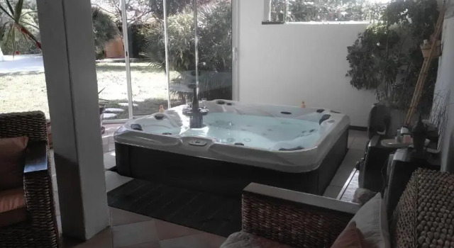 Номер Standard L'eden naturiste