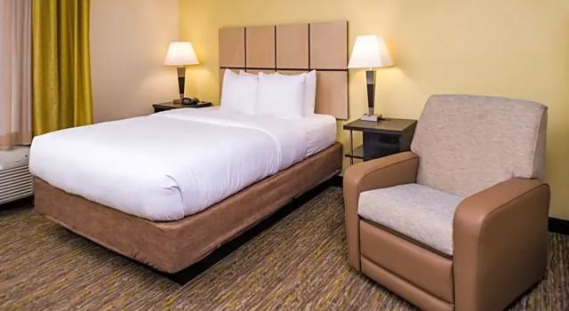 Двухместная студия Candlewood Suites Carlsbad South by IHG