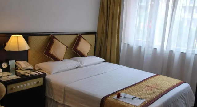 Номер Executive Capital Garden Hotel