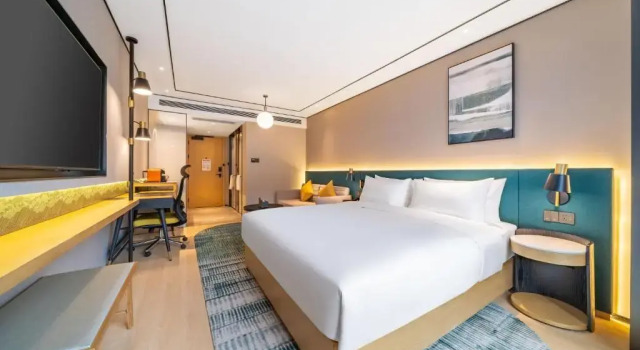 Двухместный номер Deluxe с балконом Hilton Garden Inn Chengdu Kuanzhai Alley