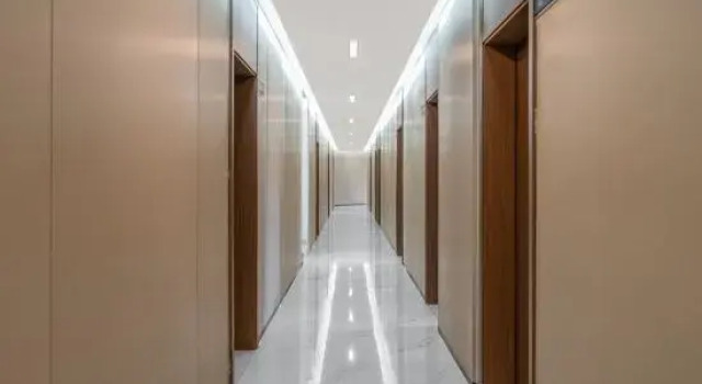 Kaibin Xiangju Hotel (Chengdu East Station Huaishudian Subway Station), Boek Hotel Hotels in Chengdu met parkeren, Parkeren