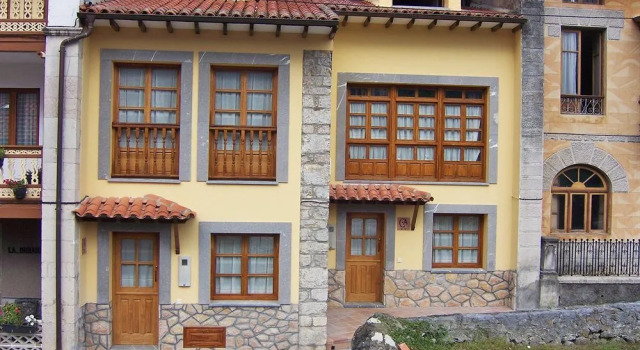 Casa Rural La Indiana I y II, Prenota Hotel Hotel a Asturie con parcheggio, Parcheggio