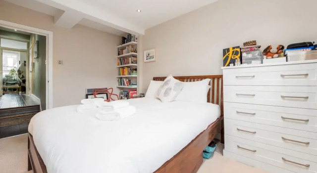 Supreme Hampstead Home Next to Hampstead Heath by Underthedoormat