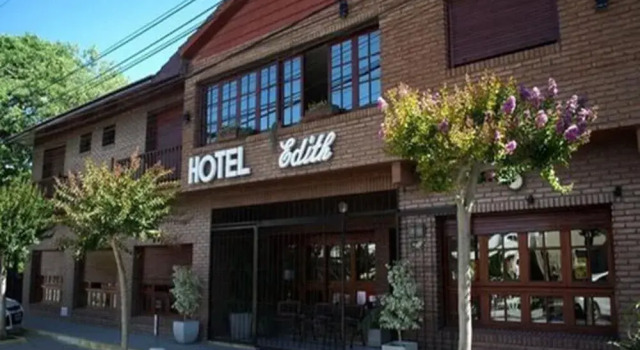 Hotel Edith, Rezerwuj Hotel Hotele w Buenos Aires z basenem, Basen