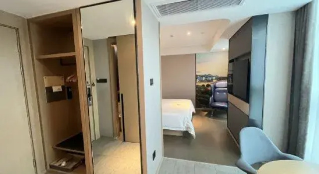 Двухместный номер Standard Atour Hotel Suzhou North High-Speed Railway Station