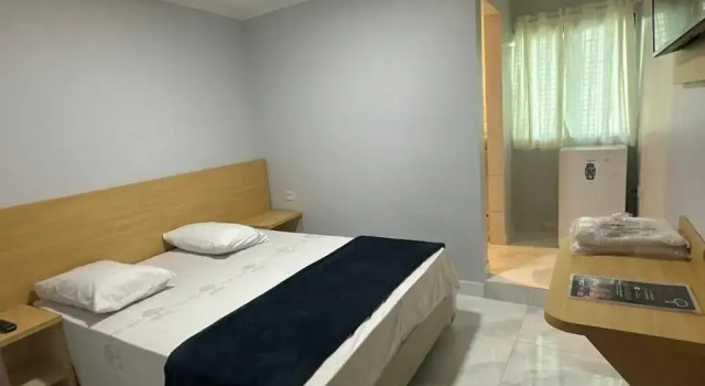 Hotel Praça da Árvore - São Paulo Expo, Забронировать Отель Отели Сан-Пауло с парковкой, рядом с Праса да Авроре, Парковка
