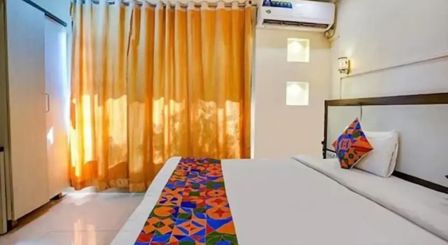 PS By Glitz Hotels, Забронировать Отель Отели штата Махараштры 3 звезды, 3*