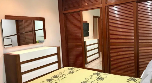 Best apartment near REAL MADRID Stadium, Забронировать Апартаменты/квартира Отели Мадрида с парковкой, рядом с Церковь Св. Хуана де Риберы, Парковка