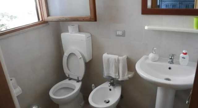 Balkonlu Standart üç kişilik oda B&B Il Cedro